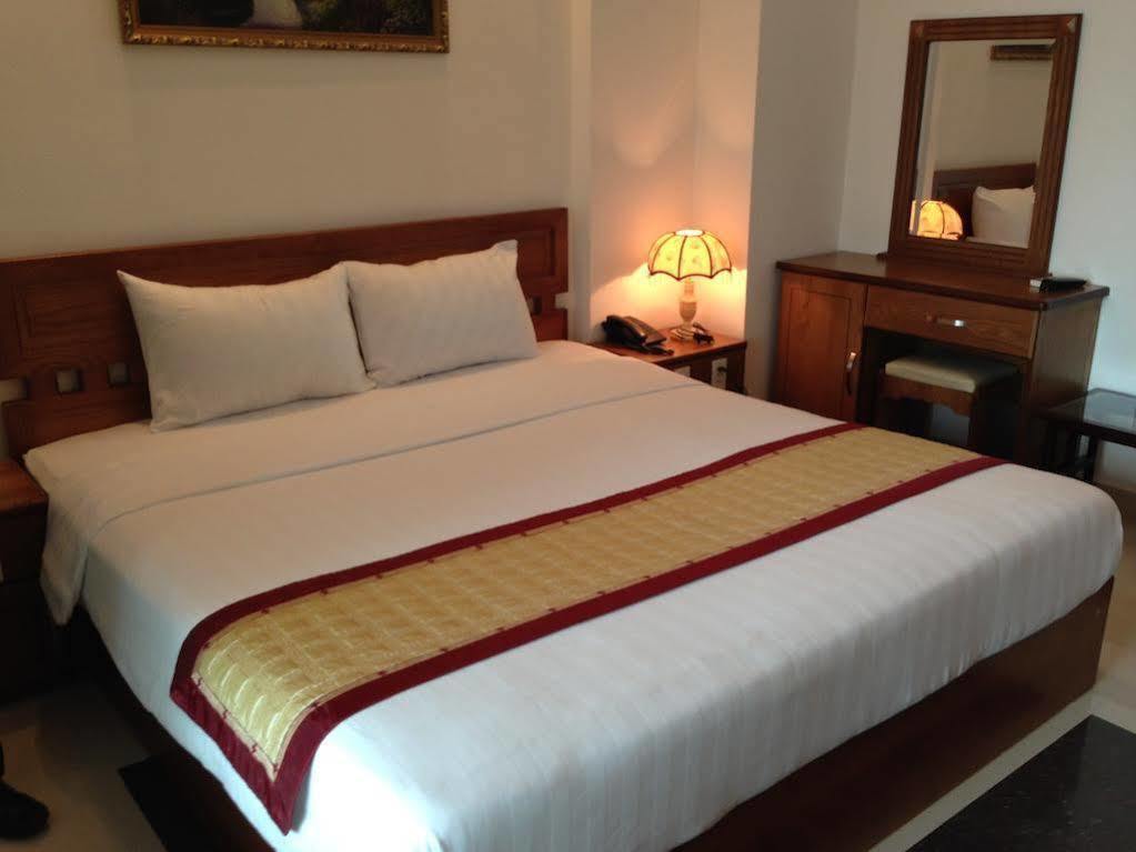 Nam Son Hotel Cidade de Ho Chi Minh Exterior foto